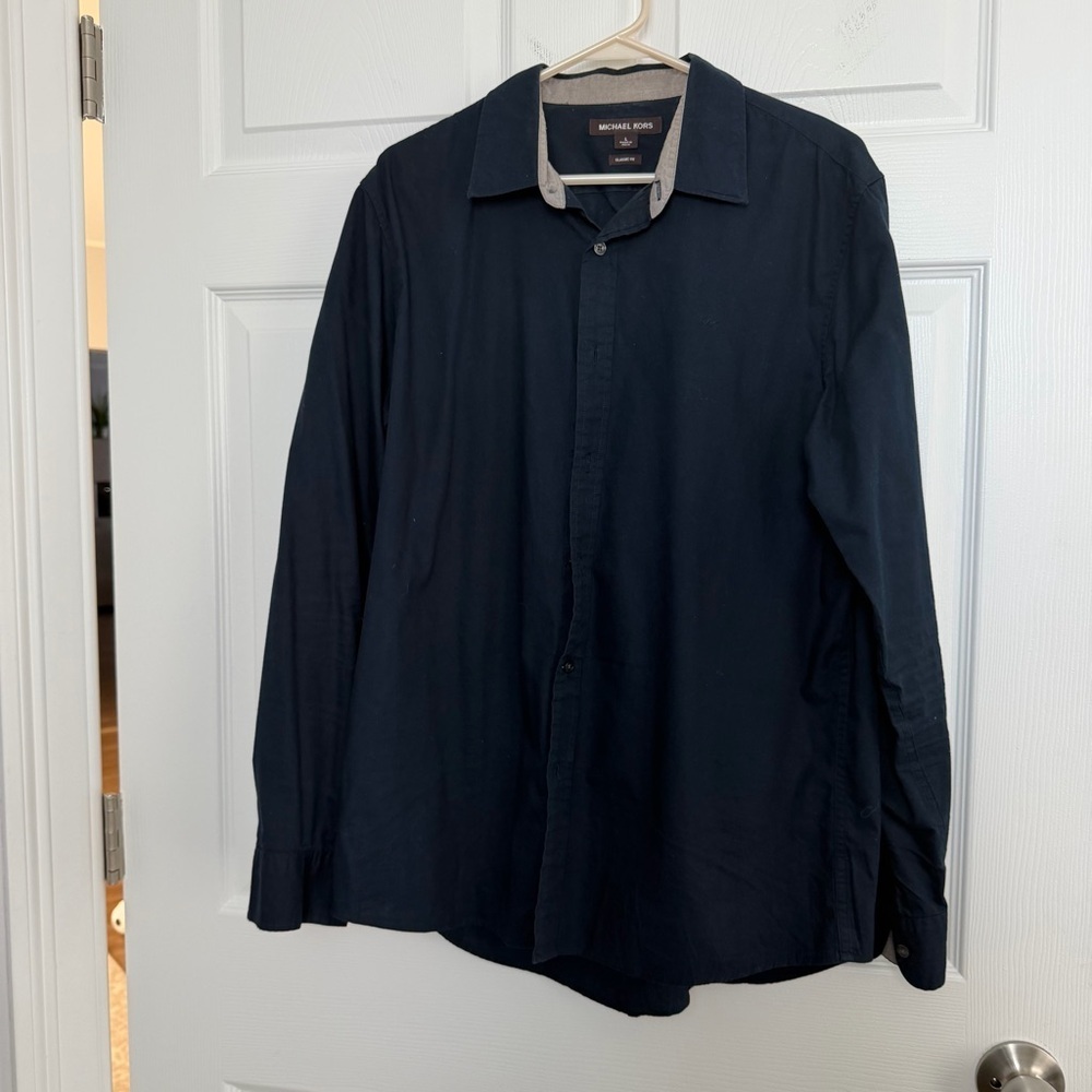 Michael Kors Navy Button-Up Shirt with Light Gray Contrast Collar